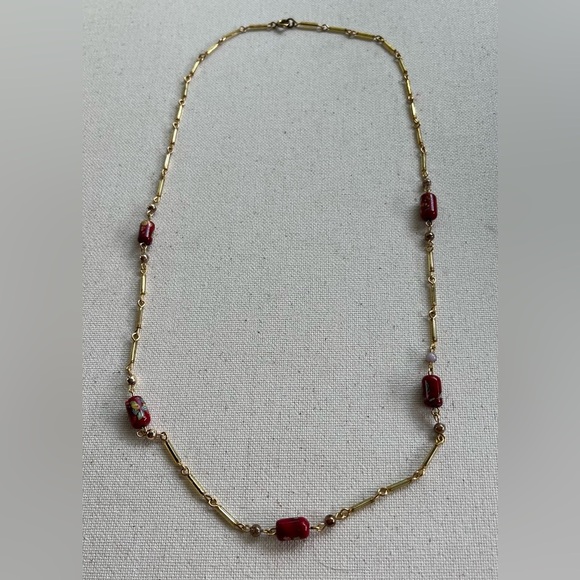Elegant Gold and Red Beaded Necklace - Picture 1 of 5